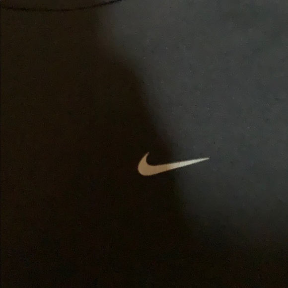 Nike team shirt - Picture 2 of 3